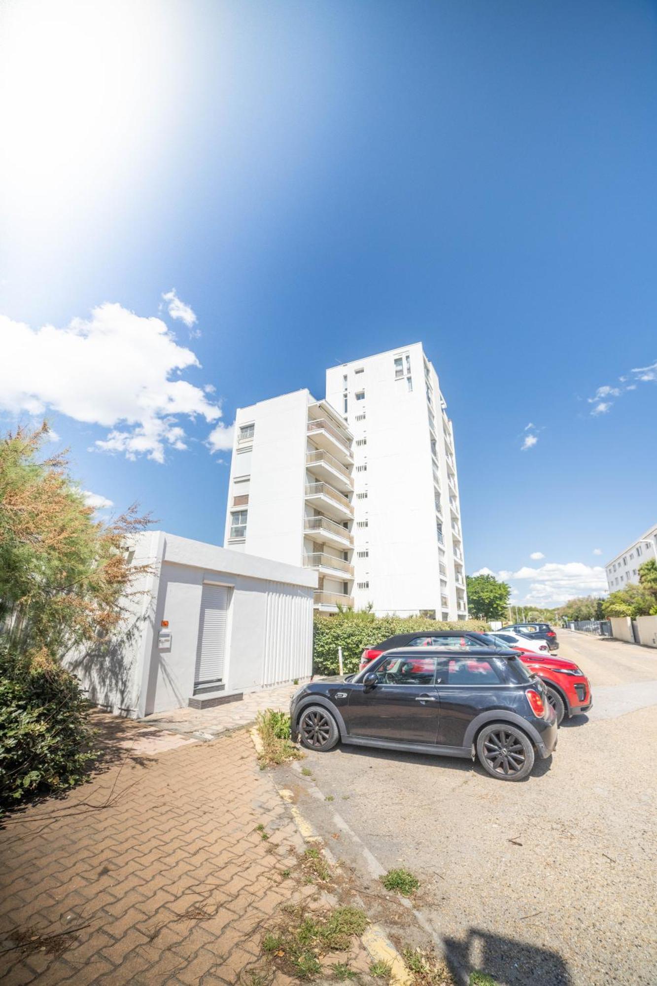 Le Calderini Appart - Face Plage Wifi Et Park Gratuit Calme - Resid Le Surcouf -Top Pros Servicesconciergerie La Grande Motte Экстерьер фото